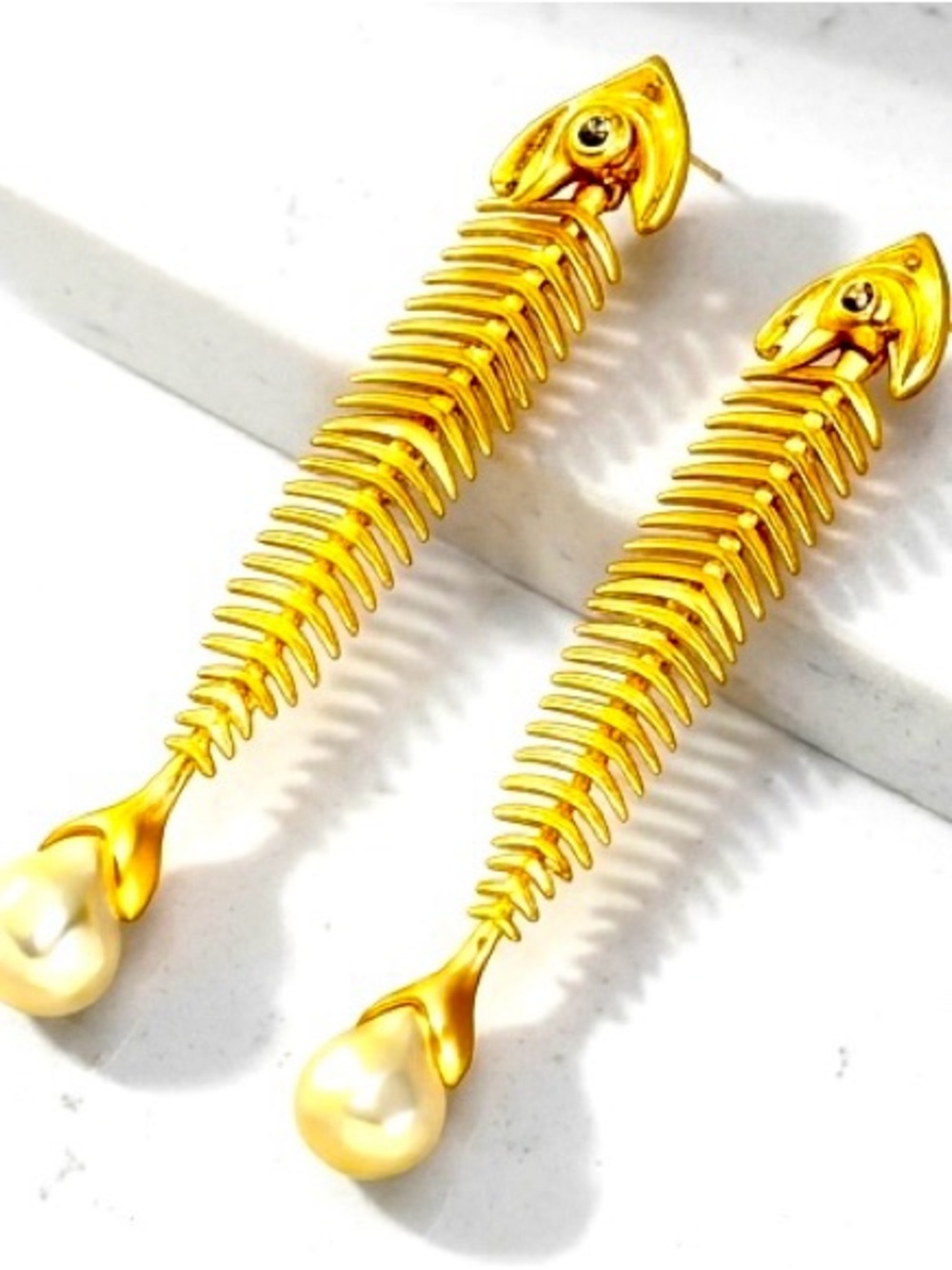 Vintage Imitation Pearl Gold Fishbone Drop Earrings - Picture 5 of 6